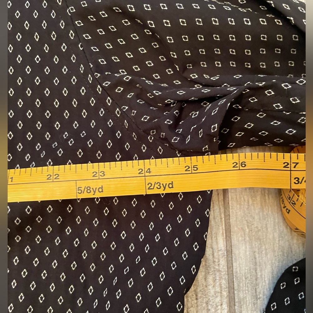 The Laundry Room Howe Men’s Black w/White Detail Long Sleeve Button Dress Shirt - Picture 10 of 13
